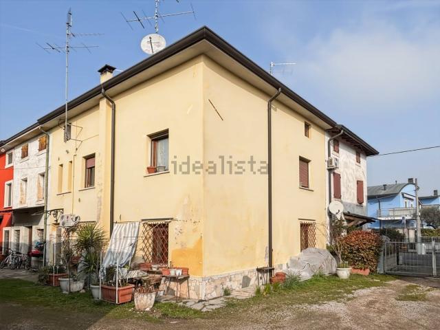 Appartamento in vendita di 85 m² in Via San Faustino, 16