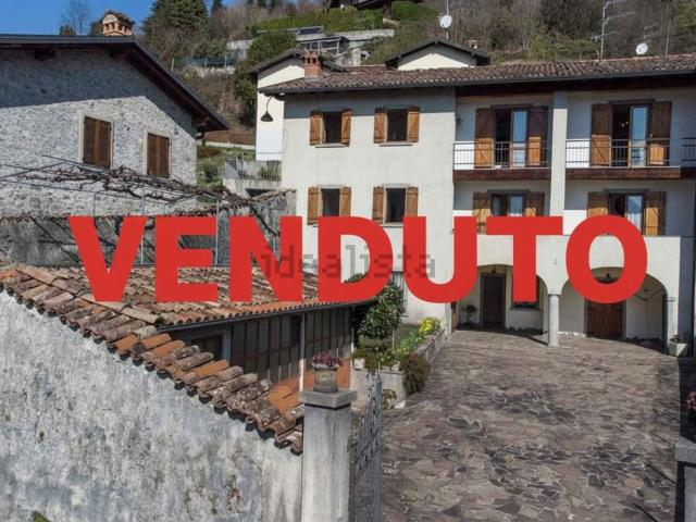 Appartamento in vendita di 85 m² in Via San Narno, 3