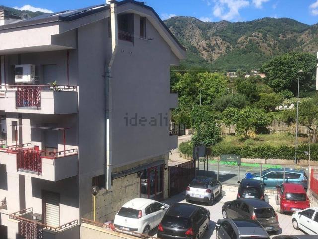 Appartamento in vendita di 85 m² in Via San Severino Tommaso, 53