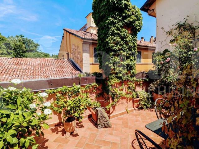 Appartamento in vendita di 85 m² in Via San Petronio Vecchio