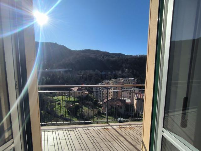 Appartamento in vendita di 85 m² in Via Sergio Piombelli