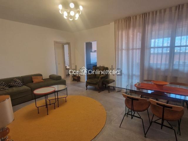Appartamento in vendita di 85 m² in Via Simone Martini, 4