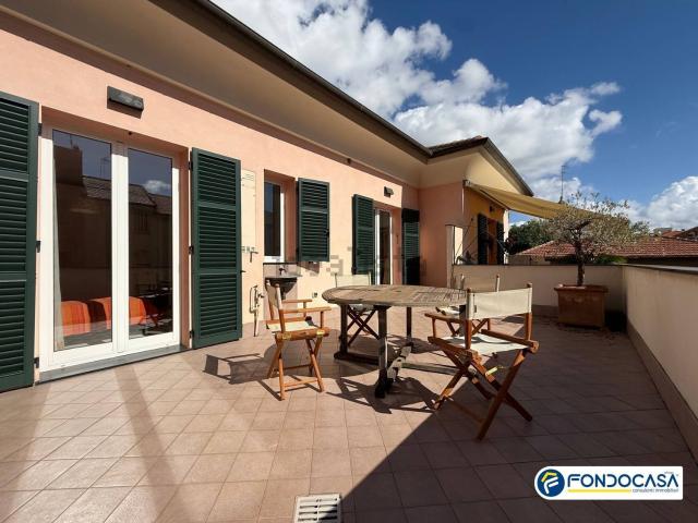 Appartamento in vendita di 85 m² in Via Simone Stella