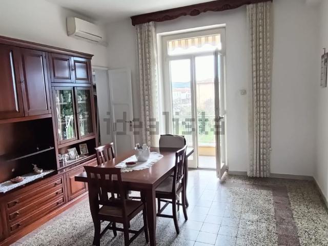 Appartamento in vendita di 85 m² in Via Sicilia, 4