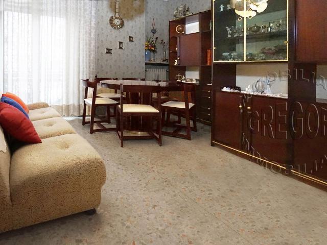 Appartamento in vendita di 85 m² in Via Silvestro Baglioni, 8