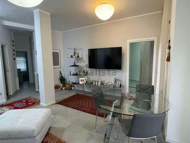 Appartamento in vendita di 85 m² in Viale America Latina, 44