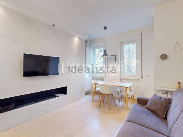Appartamento in vendita di 85 m² in Viale Certosa, 21