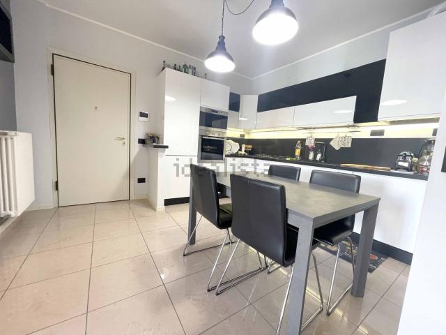 Appartamento in vendita di 85 m² in Viale D&apos Annunzio