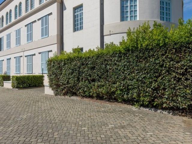 Appartamento in vendita di 85 m² in Viale del Tirreno