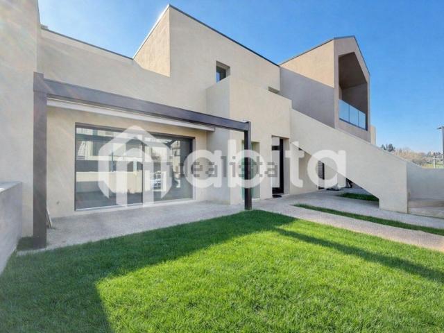 Appartamento in vendita di 85 m² in Viale Del Sole
