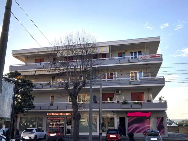 Appartamento in vendita di 85 m² in Viale della Unità D&apos Italia