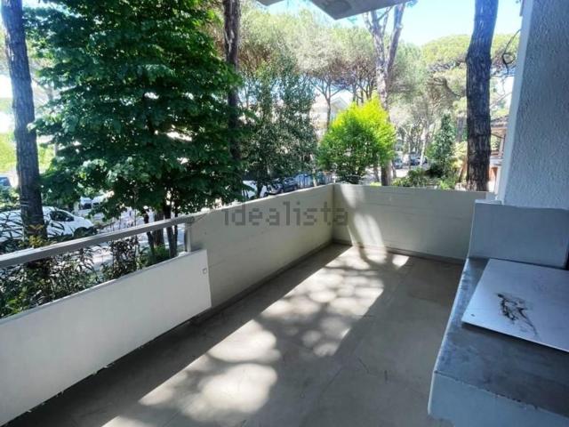 Appartamento in vendita di 85 m² in Viale G. Leopardi, 38