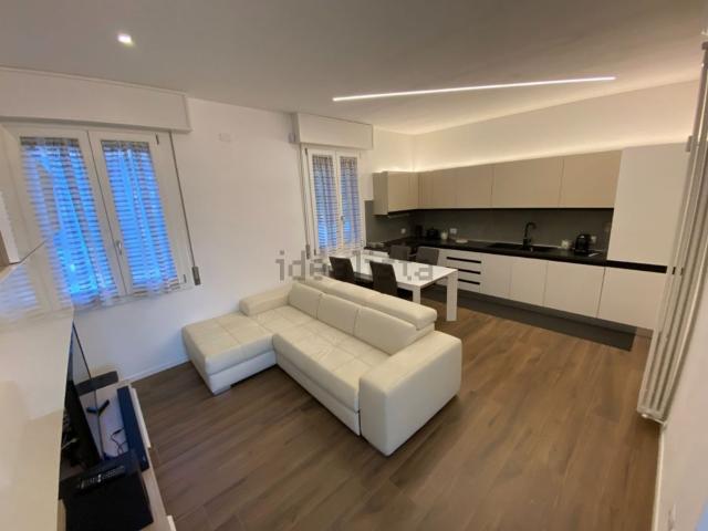 Appartamento in vendita di 85 m² in Viale Gaetano Moreali, 1