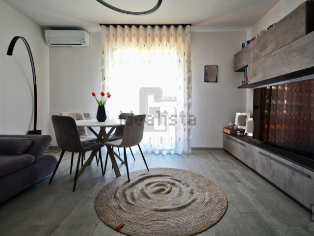Appartamento in vendita di 85 m² in Viale Palmiro Togliatti, 145