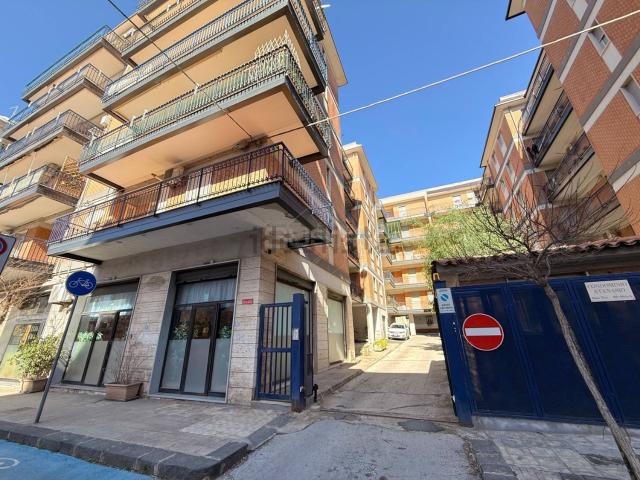 Appartamento in vendita di 85 m² in Viale Tica, 90