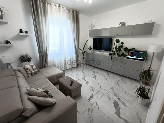 Appartamento in vendita di 85 m² in Viale Umberto Maddalena, 3