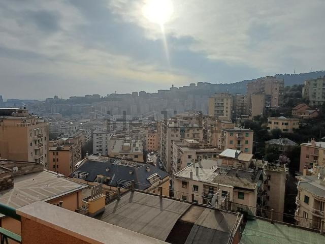 Appartamento in vendita di 85 m² in Viale Virginia Centurione Bracelli, 78