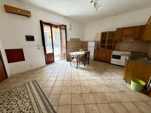 Appartamento in vendita di 85 m² in Via Abate Meli, 90