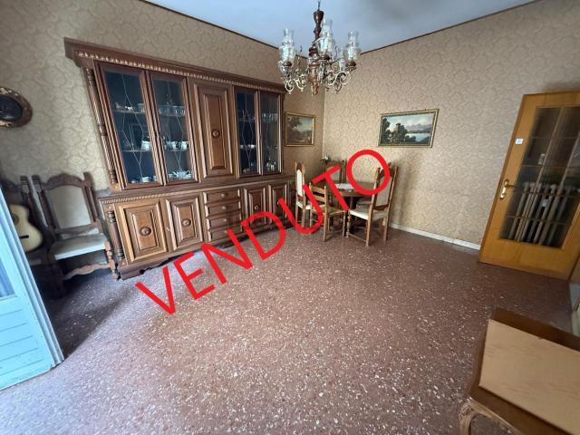 Appartamento in vendita di 86 m² in Circonvallazione Ostiense