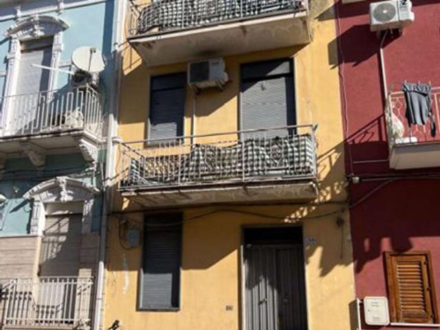 Appartamento in vendita di 86 m² in Corso Gaetano D&apos Agata, 150