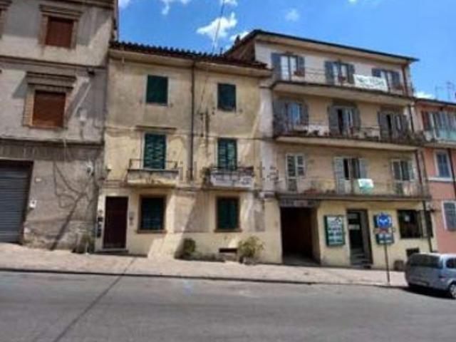 Appartamento in vendita di 86 m² in Corso Umberto I, 73