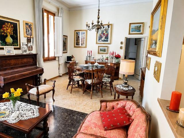 Appartamento in vendita di 86 m² in Piazza Giacomo Matteotti