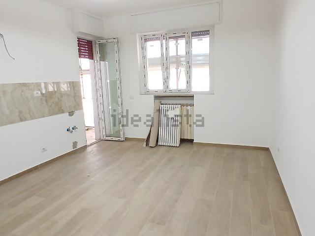 Appartamento in vendita di 86 m² in Via Teano, 9