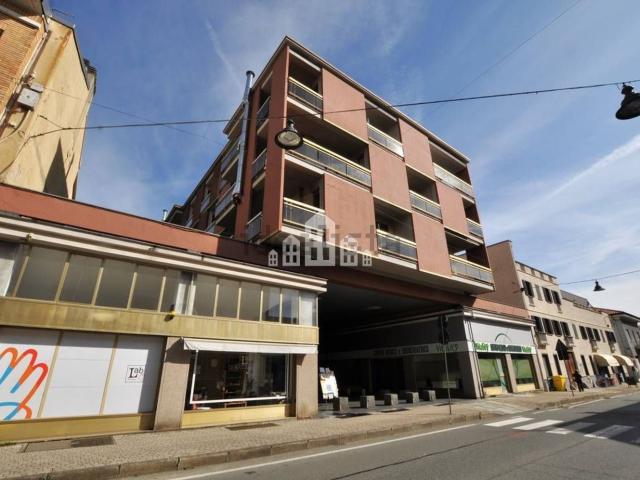 Appartamento in vendita di 86 m² in Via Torino, 31