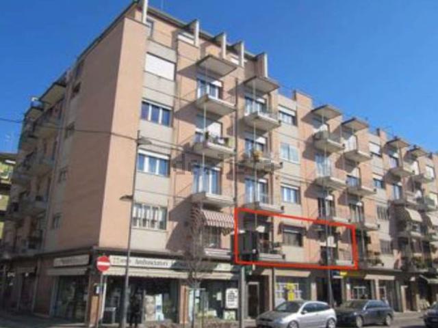 Appartamento in vendita di 86 m² in Via Torino, 35