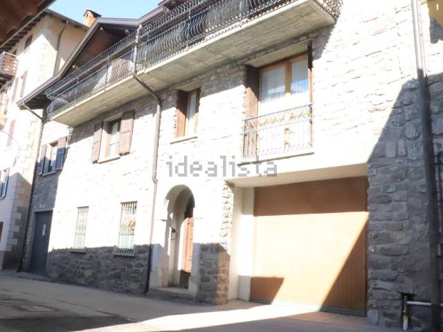 Appartamento in vendita di 86 m² in Via Torri, 46