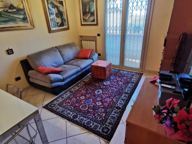 Appartamento in vendita di 86 m² in Via Ugo Foscolo