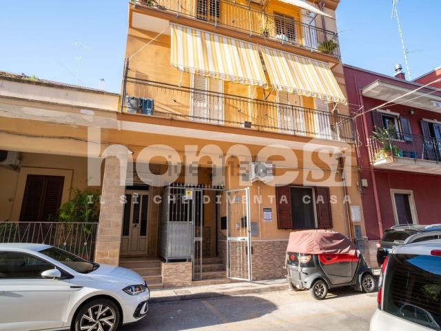 Appartamento in vendita di 86 m² in Via Umberto Giordano, 37