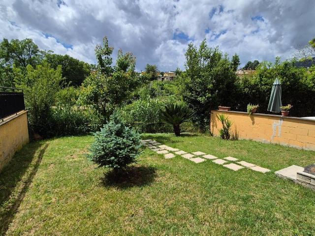 Appartamento in vendita di 86 m² in Via Valiano, 21