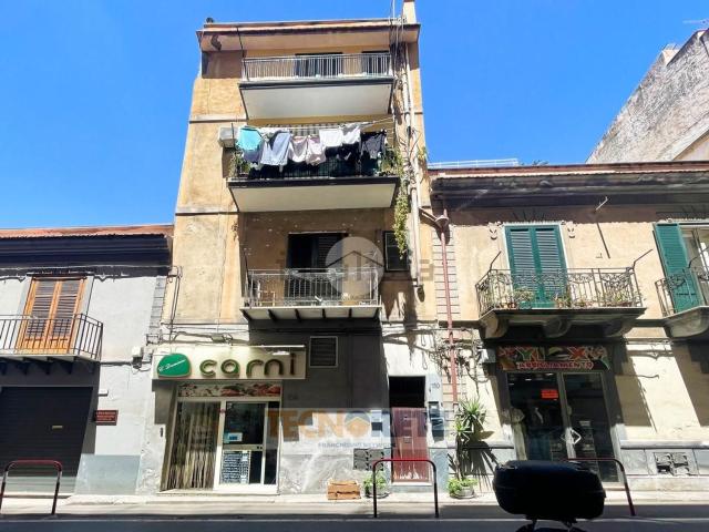 Appartamento in vendita di 86 m² in Via Venero, 110