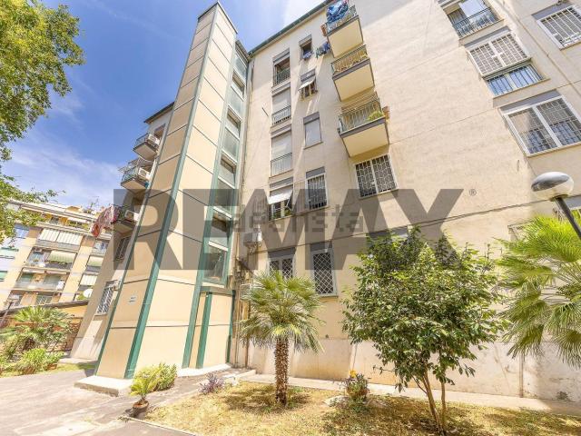 Appartamento in vendita di 86 m² in Via Vincenzo Cesati, 75
