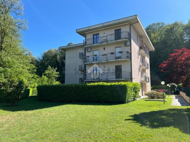 Appartamento in vendita di 86 m² in Via Vivirolo, 24