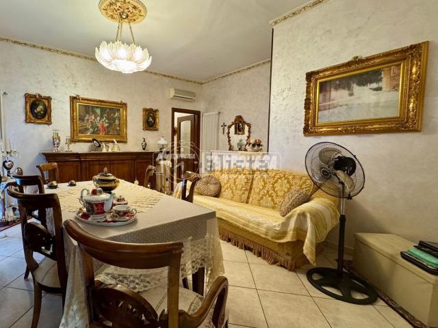 Appartamento in vendita di 86 m² in Via Aleardo Aleardi