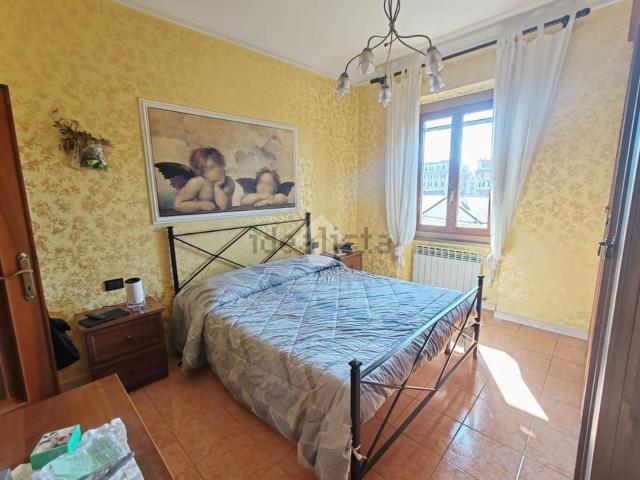 Appartamento in vendita di 86 m² in Via Angelo Scaniglia, 11