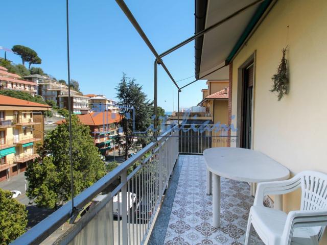 Appartamento in vendita di 86 m² in Via Antonio Mombello