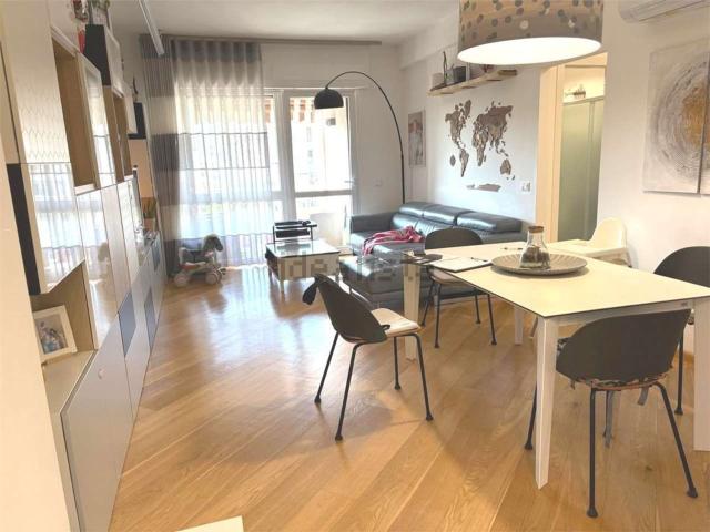 Appartamento in vendita di 86 m² in Via Calzabigi