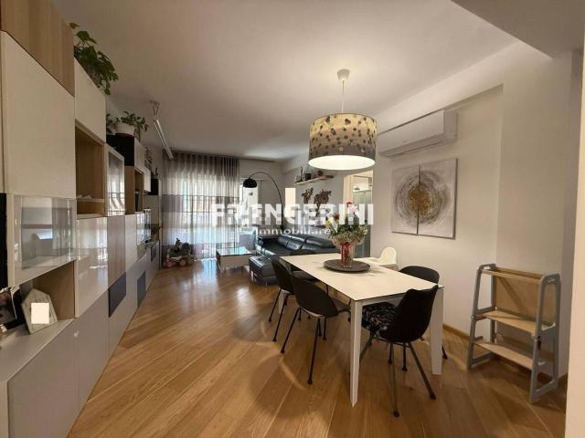 Appartamento in vendita di 86 m² in Via Calzabigi