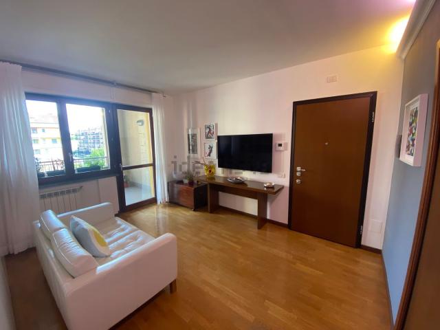 Appartamento in vendita di 86 m² in Via Cavour, 58