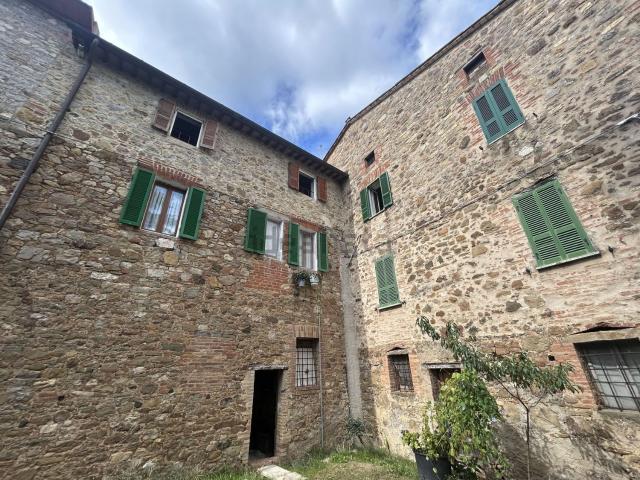 Appartamento in vendita di 86 m² in Via Cenaioli