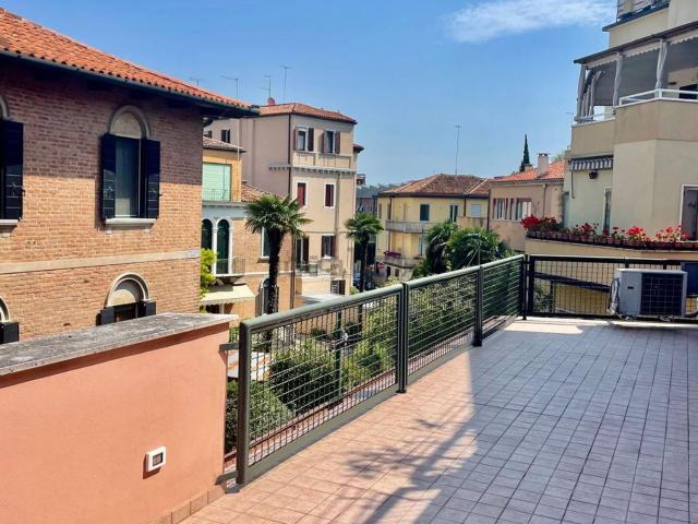 Appartamento in vendita di 86 m² in Via Cipro