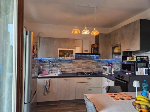 Appartamento in vendita di 86 m² in Via Cureggio