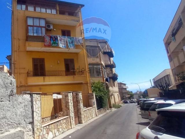 Appartamento in vendita di 86 m² in Via de Spuches, 5