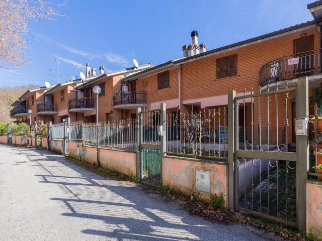 Appartamento in vendita di 86 m² in Via degli Alpini, 431
