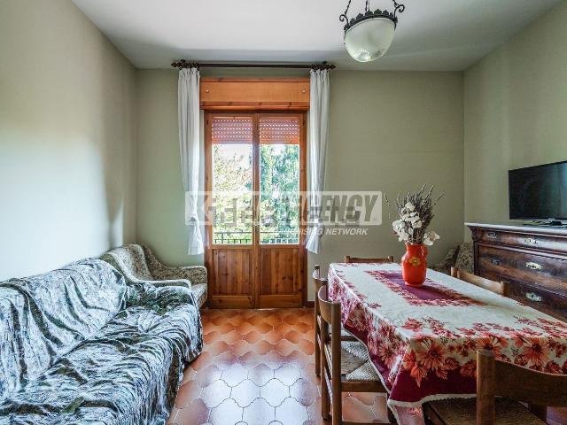 Appartamento in vendita di 86 m² in Via dei Raseni, 3
