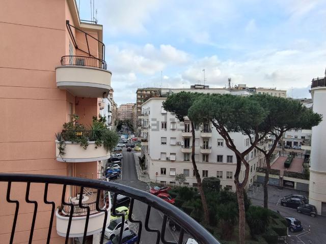 Appartamento in vendita di 86 m² in Via del Casale Strozzi, 33