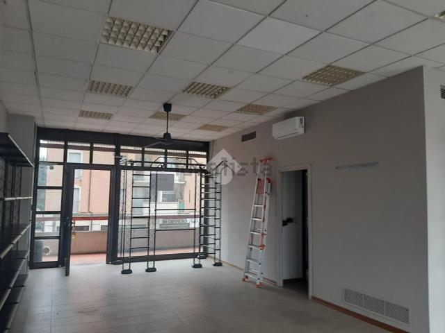 Appartamento in vendita di 86 m² in Via dell&apos Aquila, 1